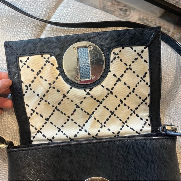Kate Spade purse ♠️ - Picture 5 of 10